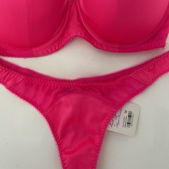 L'Agent by Agent Provocateur Bra & Panty set - SZ 36D & Sz med panty - Picture 3 of 5
